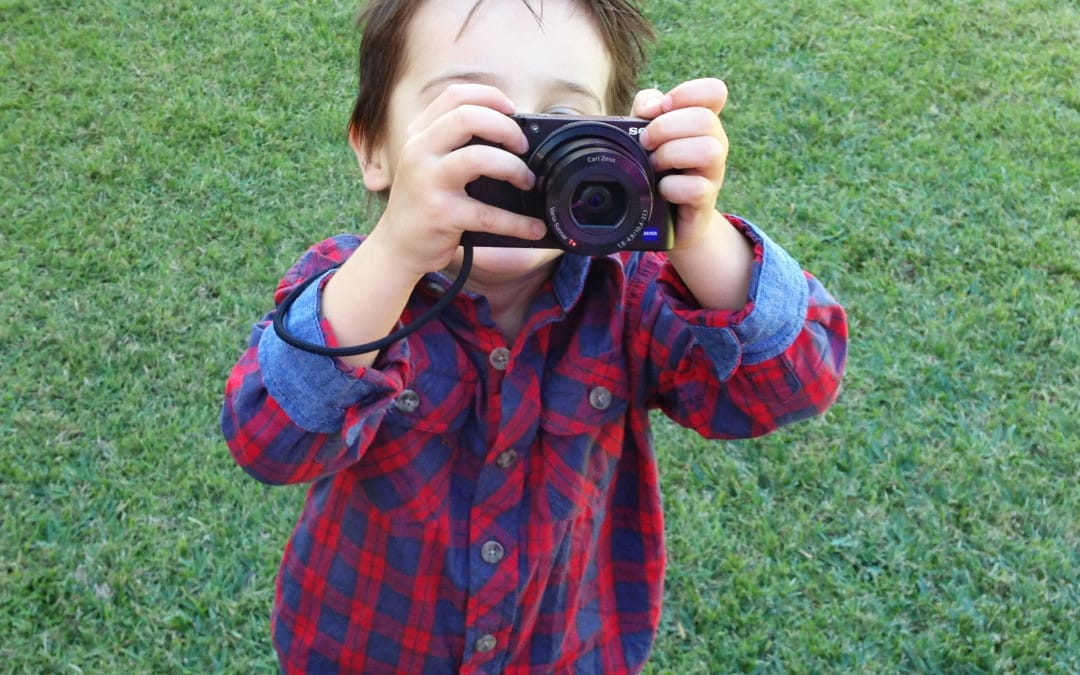 The only FIVE things you need to get started in photography