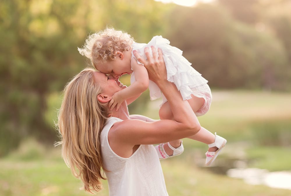 Behind the Scenes | Take a gorgeous Mum and baby photo